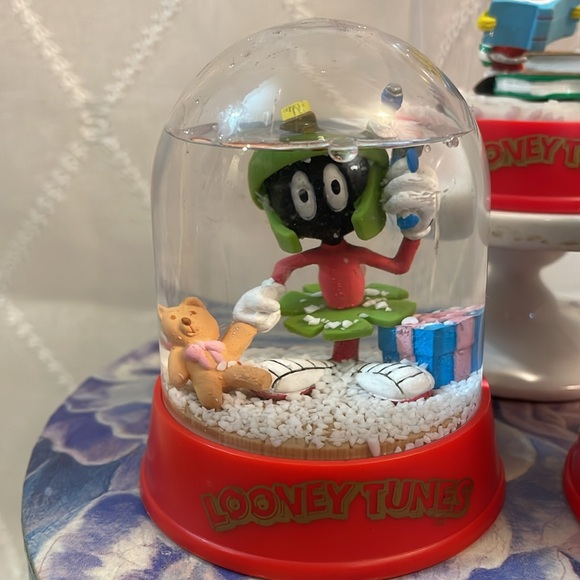 Vtg Looney Tunes By Matrix 3 Mini Snow Globs As Is - Picture 2 of 11